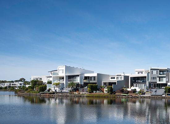 44 Discovery_0000s_0001_DSC_2243